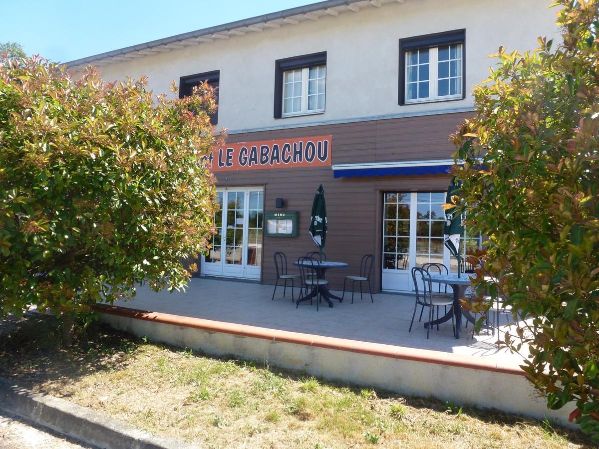 Auberge Le Gabachou Montpezat-de-Quercy Exterior foto